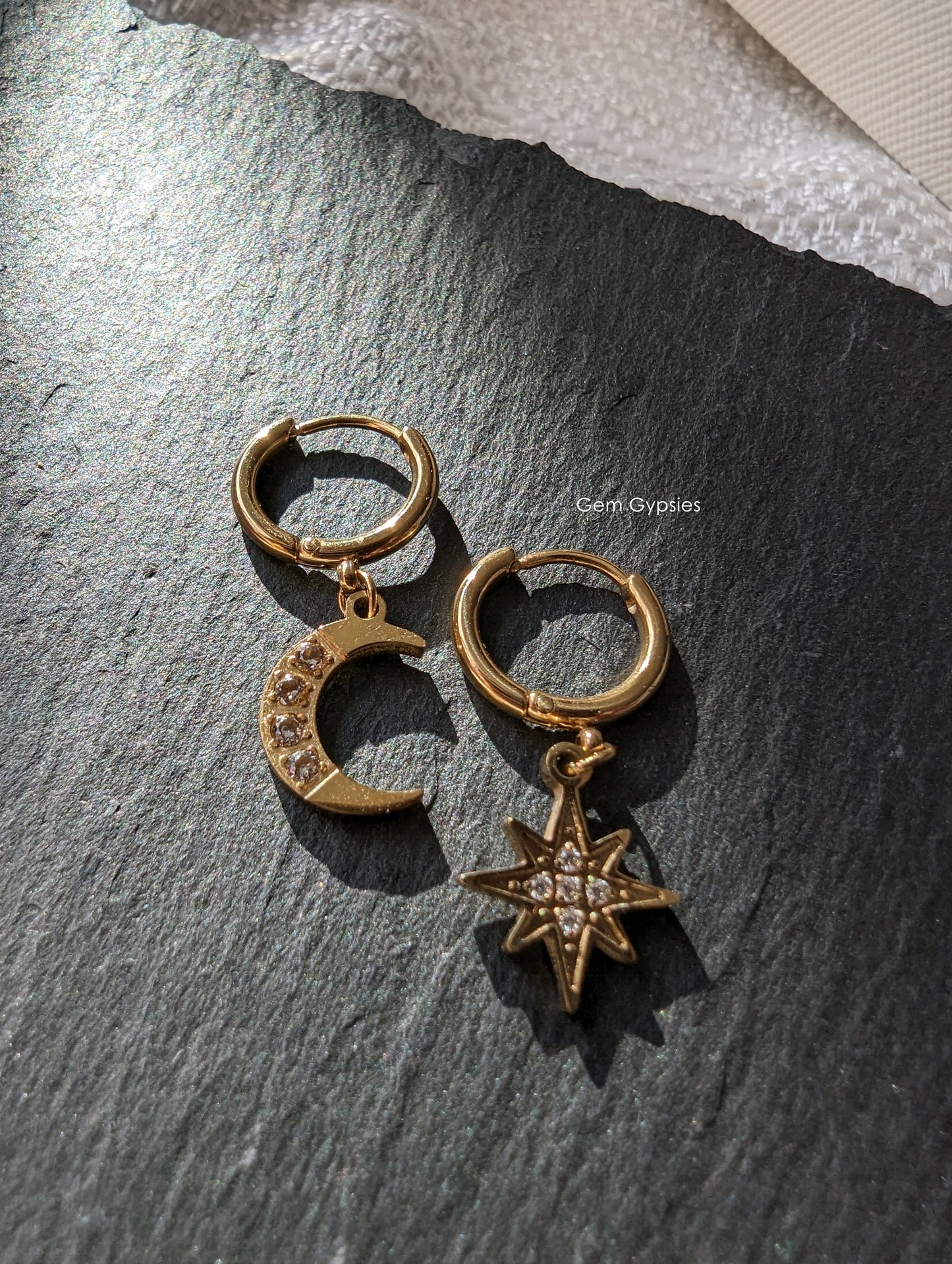 MOON STAR MISMATCHED EARRINGS